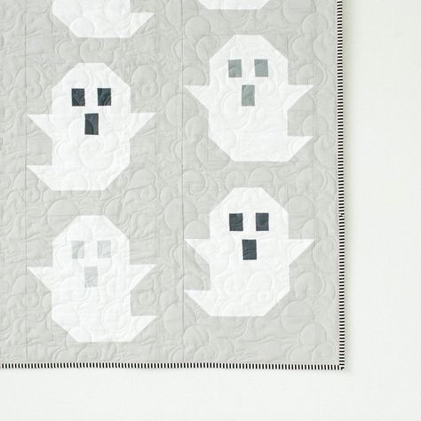 The Ghost Quilt Sewalong Ghost Quilt Block Pattern Free, Ghost Quilt, Halloween Quilt Patterns, Then Came June, Quilt Block Patterns Free, Holiday Quilts, Halloween Quilts, Missouri Star Quilt, Quilt Block Pattern