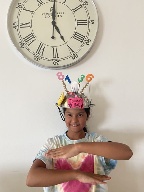 Math Dress Up, Crazy Math Hat, Maths Hat Ideas Kids, Math Hat Ideas Kids, Math Costume, Math Hat, World Maths Day, Math Day, Math Dress