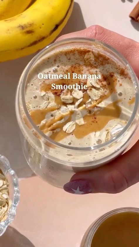 smoothie_challenges on Instagram: Banana Smoothie 🍌 cc: @bevsbybeverly Drop ❤ if you want more posts like this! 👉 Follow @smoothie_challenges for daily smoothie recipes… Oatmeal Banana, Smoothie Challenge, Fat Loss Drinks, Reduce Food Waste, Banana Smoothie, Recipes For Beginners, Smoothie Recipes Healthy, Keto Recipes Easy, Food App