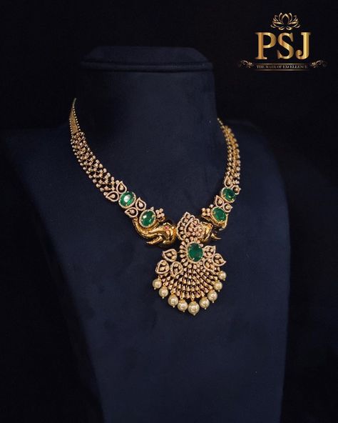 Dimond Neckless Jewelry Indian, Dimond Neckless Jewelry, Navi Jewellery, Premraj Shantilal Jain Jewellers, Diamond Jewlery, Diamond Necklace Indian, Short Necklaces, Bridal Diamond Necklace, Diamond Wedding Jewelry