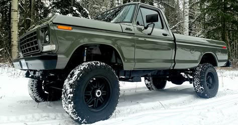 1972 Ford F100 Sempre Fi | Ford Daily Trucks 1972 Ford F100, 1979 Ford Truck, Big Ford Trucks, Classic Ford Broncos, Future Trucks, Classic Ford Trucks, Old Ford Trucks, Ford 4x4, Truck Paint