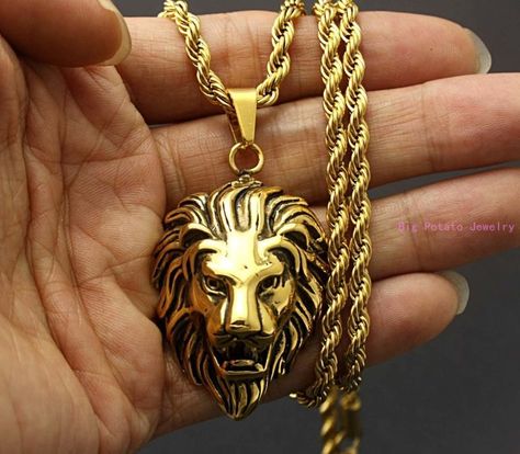 Men's Necklace Gold, Gold Pendants For Men, Fancy Jewelry Necklace, Lion Pendant, Antique Jewellery Designs, Gold Chain Design, Mens Gold Jewelry, Mens Gold Bracelets, Gold Rings Fashion