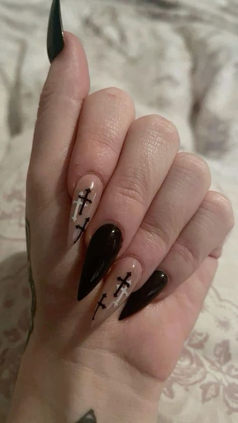 Gothic Nails With Cross, Black Nails With Cross, Nails Ideas Stiletto, Black Almond Nail Ideas, Grunge Nail Ideas, Nails Gothic, Dark Nail Designs, Black Almond Nails, Cross Nails