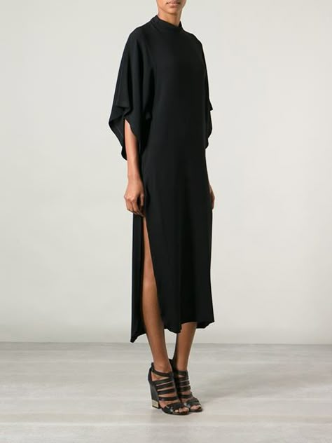 Biba Vintage Kimono Sleeve Maxi Dress - Decades - Farfetch.com Black Kimono Dress, Kimono Sleeve Dress, Vestidos Vintage, Simple Chic, Sleeve Maxi Dress, Vintage Kimono, Mode Inspo, Kimono Dress, Kimono Sleeve