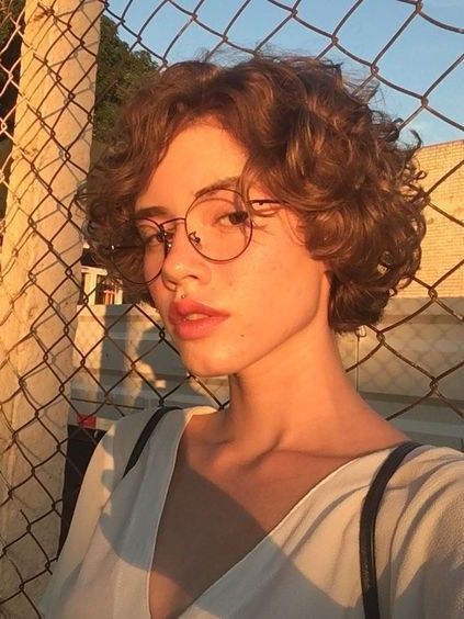 Androgynous Hair, Natural Curly Hair Cuts, Hair Inspiration Short, Short Curly Haircuts, Haircuts For Curly Hair, Curly Hair Inspiration, Short Hair Haircuts, Cut My Hair, Curly Hair Cuts