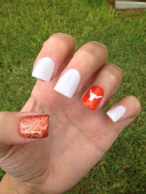 UT Football Nail Art, Baseball Nails, Adorable Nails, Texas Nails, Fresh Nails, Football Nails, Beachy Nails, Christmas Manicure, Graduation Nails