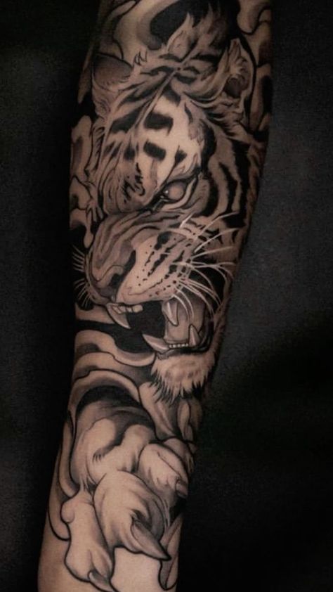 Tiger Face Back Tattoo, Tiger Bicep Tattoo Men, Navy Sleeve Tattoo, Tiger Tattoo Realism, Shoulder Tiger Tattoo, Tattoo Half Sleeves Men, Japanese Tiger Tattoo Sleeve, Animal Forearm Tattoo, Tiger Tattoo Forearm