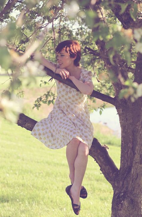 This reminds me of you in high school, Mom! Apple Orchard Pictures, Cherry Orchard, Apple Season, 얼굴 그리기, Tree Pose, Sitting Poses, Poses Reference, Apple Orchard, Human Poses Reference