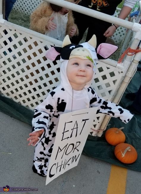 Cow Custom Halloween, Toddler Cow Costume, Diy Cow Costume, Cow Halloween Costume, 2017 Halloween Costumes, Diy Baby Costumes, Newborn Halloween Costumes, Newborn Halloween