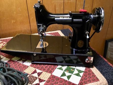 Collection of Singer Featherweight 221 sewing machines Feather Weight Sewing Machines, Singer Featherweight Sewing Machine, Featherweight Sewing Machine 221, Singer Featherweight 221, Sewing Machine For Sale, Featherweight Sewing Machine, Vintage Singer, Quilt Stores, Vintage Sewing Machines