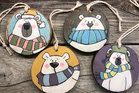 BarnwoodBrushCo - Etsy Wood Polar Bear, Polar Bear Ornaments Diy, Polar Bear Ornaments, Inexpensive Christmas Gifts, Paint On Wood, Acrylic Paint On Wood, Handmade Christmas Crafts, Painted Christmas Ornaments, Wood Slice Ornament