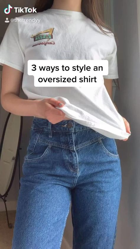 Woman Mullet, Oversized Tee Outfit, Umgestaltete Shirts, Casual Tshirt Outfit, Oversize Tshirt Outfits, Hair Mullet, Shirt Hacks, Mode Zara, Diy Clothes And Shoes