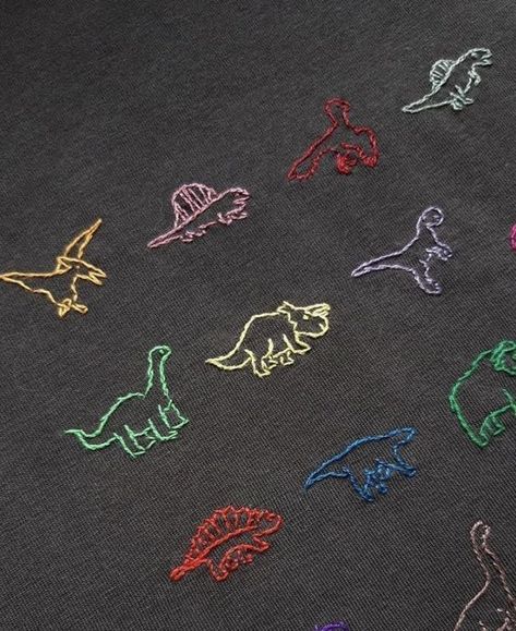 Dinasour Embroidery Easy, Manly Embroidery Ideas, Embroidery Easy Ideas, Dinosaur Embroidery Pattern, Dino Embroidery, Mens Embroidery, Dinosaur Embroidery, Embroidery Men, Clothes Embroidery Diy