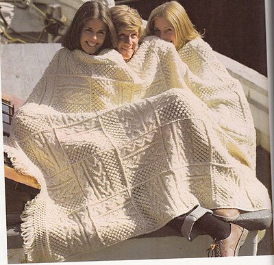 Aran Blanket, Aran Knitting, Aran Knitting Patterns, Afghan Throw Blanket, Patchwork Blanket, Knitted Afghans, Row By Row, Motif Vintage, Vintage Knitting Patterns