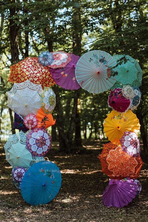 wedding decor 2019 arch with bright umbrellas theshannonsphotography Decor Photobooth, Secret Garden Parties, Sweet 17, Umbrella Decorations, Umbrella Wedding, Folk Festival, France Wedding, Wedding Forward, Festival Wedding