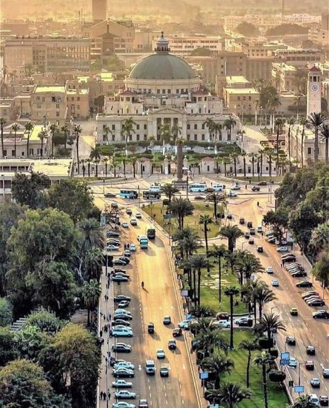 Cairo University, Cairo City, Egypt Resorts, Places In Egypt, Egypt Aesthetic, Memphis City, Pyramids Egypt, Egypt Culture, Egypt Cairo