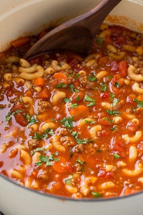 Beef And Tomato Macaroni Soup, Tomato Macaroni Soup Recipe, Tomato Macaroni Soup, Macaroni Soup Recipes, Tomato Macaroni, Meat Soup, Beef Macaroni, Goulash Soup, Noodles Vegetables