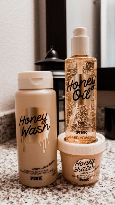 Pink Honey Butter Honey Oil, Body Hygiene, Bath And Body Works Perfume, Shower Skin Care, Body Smells, Pretty Skin Care, Perfume Scents, Honey Butter, Bath And Body Care