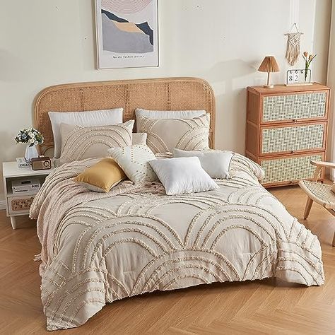 Light Tan Bedding, Tan And Beige Bedroom, Boho Comforter Sets Bohemian Bedding, Cream Comforter Bedding, Boho Twin Bedding, Warm Earthy Bedroom, King Size Bedding Ideas, Nashville Bedroom, Boho Bedspreads