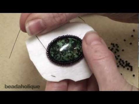 Cabochon Tutorial, Bead Embroidery Tutorial, Beading Needles, Bead Embroidery Jewelry, Bead Stitching, Embroidery Jewelry, Beading Projects, Embroidery Tutorials, Bead Crochet