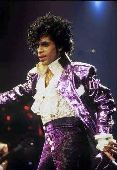 Prince - Purple Rain Tour 1985                                                                                                                                                                                 More Purple Rain Prince, Prince Purple, Prince And The Revolution, Prince Musician, Prince Costume, Prince Images, Prince Tribute, The Artist Prince, Rip Prince