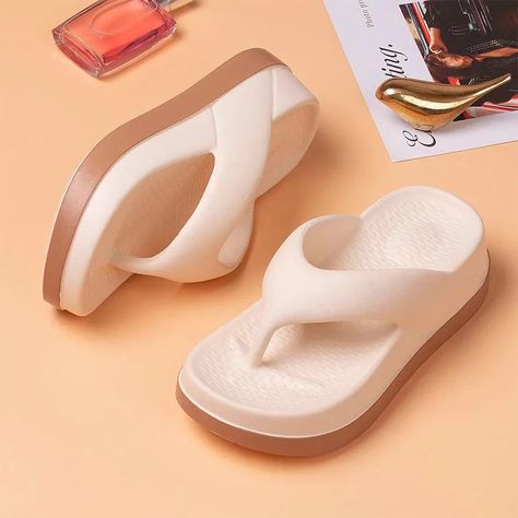 Korean Style Thick Sole Summer Slippers - Mavigadget Slippers For Beach, Trendy Slippers, Soft Sole Slippers, Summer Heels, Summer Flip Flops, Summer Slippers, Slides Women, Beach Slippers, Flip Flop Slippers