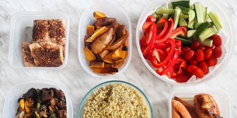 Here's How a Registered Dietitian Meal Preps for Her Whole Family for a Week Breakfast Low Carb, Low Carb Meal Prep, Diet Vegetarian, Registered Dietitian, Post Malone, Spaghetti Squash, Sangria, Healthy Lunch, Stevia