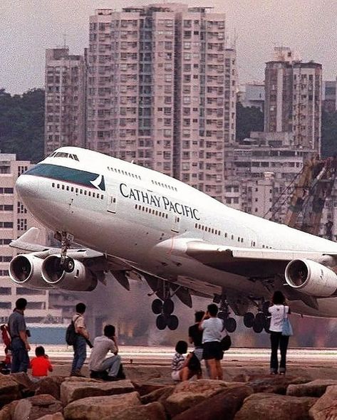 photos of aircrafts departing and landing at kai tak airport in hong kong. the last flight to depart from kai tak was on july 6, 1998. - - - #aviationhistory #kaitakairport #hongkong #aviationphotography #planespotting #historicflights #airport #aviationlovers #flawdforge The Last Flight, Kai Tak Airport, Airport Runway, Cargo Airlines, Cathay Pacific, Aviation Photography, Aviation History, Cityscape Photos, Airlines