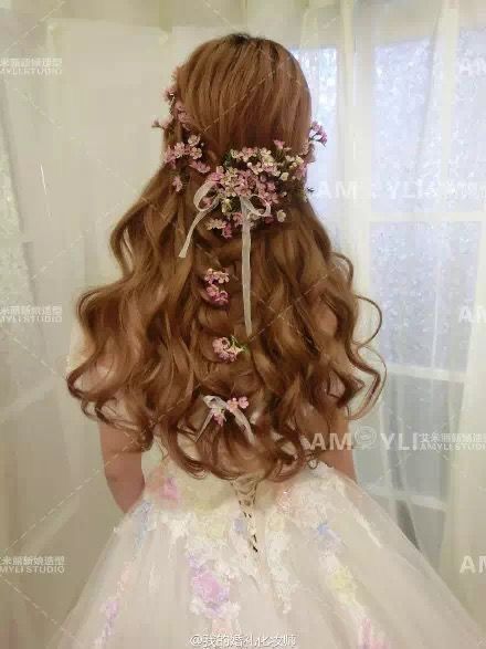 Fairytale Hair, Looks Kylie Jenner, Rapunzel Hair, Quinceanera Hairstyles, Fairy Hair, Quince Hairstyles, Wedding Hair Inspiration, Princess Hairstyles, Travel Fashion