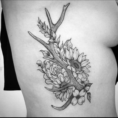 Floral Deer Antler Tattoo, Antler Flower Tattoo, Deer Antler Tattoo With Flowers, Elk Antler Tattoo, Country Tats, Western Sleeve Tattoos For Women, Antlers Tattoo, Deer Antler Tattoos, Deer Antler Tattoo