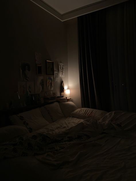 #bedroom #cozy #home #decoration #light #rustic #room #makeover Dim Lit Bedroom, Dimly Lit Room, Dim Lighting Bedroom, Bedroom Cozy, Comfy Bedroom, Dark Bedroom, Big Beds, Rustic Room, Night Vibes