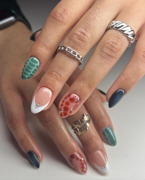 Love a mix match set 🤍 Natural short round *reshaped @apresnailofficial Inspo: @kimchinailz #apresgelx #mixmatchnails #auranails… | Instagram Mix Match Nails, Cute Simple Nails, Summery Nails, Cute Gel Nails, Minimalist Nails, Manicure Y Pedicure, Dream Nails, Fire Nails, Funky Nails