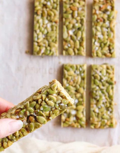 Pumpkin Seed Granola Bars, Hemp Seed Bars, Pumkin Seeds Recipes, Pumpkin Seed Snacks, Pumpkin Seed Bars Recipe, Pumpkin Seed Dessert, Sunflower Seed Bars, Pumpkin Seed Bars, Seed Bars Recipe