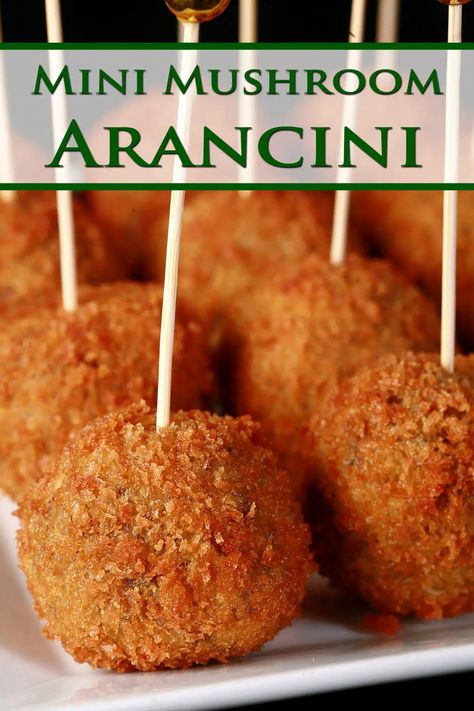 Arancini Recipe Easy, Upscale Appetizers, Italian Fried Rice, Arancini Recipe Italian, Fried Risotto Balls, Mushroom Arancini, Fried Rice Balls, Risotto Balls, Arancini Recipe