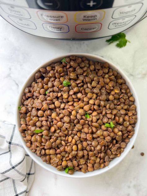 Instant Pot Lentils, Plant Based Cheese Sauce, Lentils Instant Pot, How To Cook Lentils, Cooking Spinach, French Green Lentils, Lentil Burgers, Plant Based Cheese, Brown Lentils