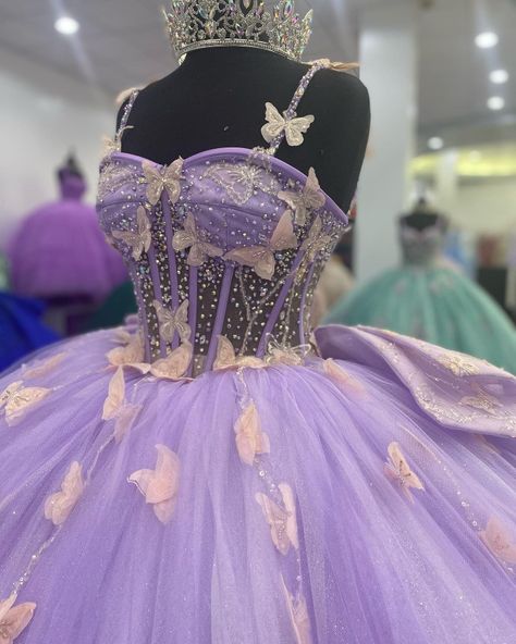 Mini Me Quinceanera Dresses Purple, Suprise Dance Quince Outfits Purple, Light Purple Quince Dress With Butterflies, Surprise Dance Dress, Light Purple Quince Dresses, Quince Surprise Dance, Butterfly Quince Dress, Purple Quinceanera Theme, Surprise Dance Outfits