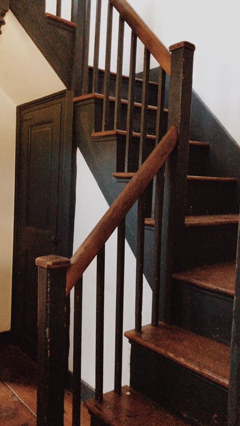 Vintage Farmhouse Staircase, Old Farmhouse Stairs, 1940s Staircase, Cozy Staircase, Old House Staircase, Primitive Staircase, Colonial Stairs, 1900 Staircase, Old Wooden Stairs