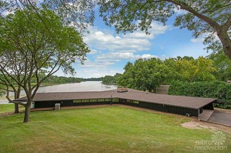 Stunning, spectacular 1961 mid-century modern time capsule house in Minnesota - 66 photos! - Time Capsule House, Capsule House, Mid Century Modern Exterior, Midcentury Architecture, Mid Century Exterior, Mid Century Modern Interior Design, Retro Renovation, Mid Century Living, Mid Century Architecture