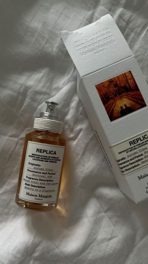 Maison Margiela Autumn Vibes, Margiela Aesthetic, Replica Perfume, Maison Margiela Replica, Money Lifestyle, Best Fragrance For Men, Margiela Replica, Perfume Scents, Christmas Inspo