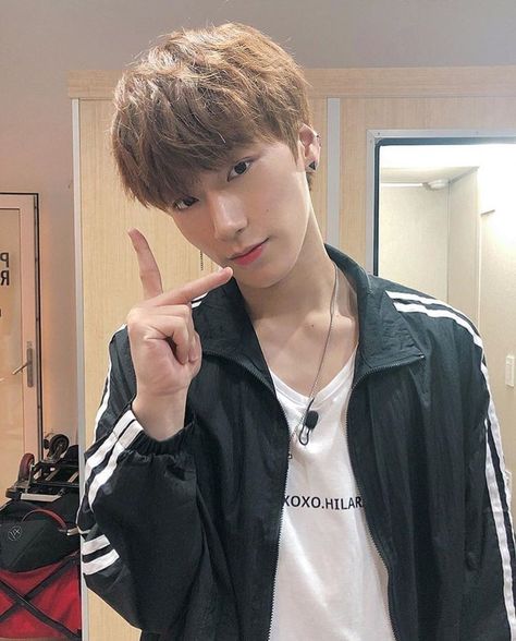 Pre-debut San - ATEEZ Jeong Yun-ho, Sans Cute, Pre Debut, Woo Young, Kim Hongjoong, Pop Idol, Korean Pop, One Team, Yg Entertainment