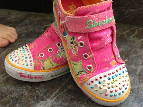 Twinkle Toes💜 Childhood Core, 2000s Childhood, Nostalgia 2000s, Twinkle Toes, Toe Shoes, Girly Girl, Twinkle Twinkle, Childhood Memories, Kids Shoes