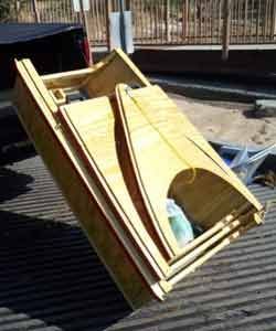 3 nesting sections make for easy transport Cheap Boats, Wooden Boat Kits, Folding Boat, Free Boat Plans, Plywood Boat Plans, Plywood Boat, Sailing Dinghy, Kayak Storage, Wooden Boat Building