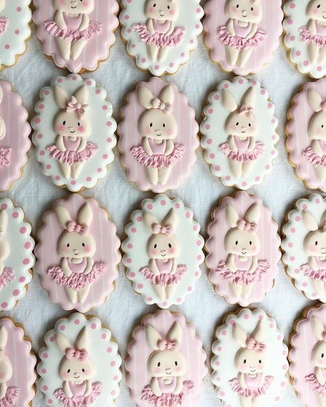 KARYN -SWEET ‘n’ PRETTY on Instagram: “Nothing cuter than some Bunnies doing Ballet. Inspired by @aidazamorailustracion art” Ballerina Bunny Birthday Party, Bunny Ballerina, 6 Birthday Party, Ballerina Cookies, Ballerina Baby Showers, Bunny Birthday Party, 6 Birthday, Ballet Girl, Bunny Cookies