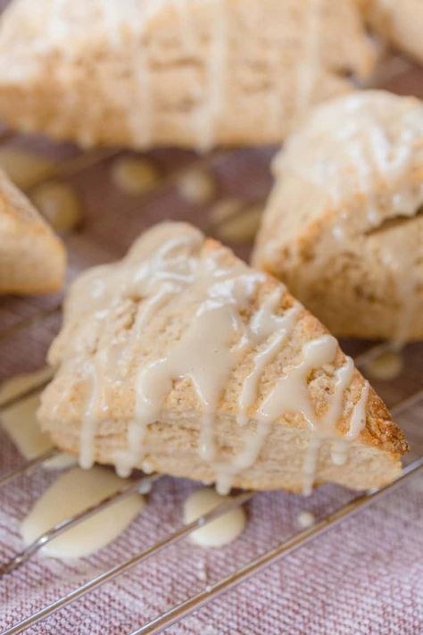 Eggnog Scones with Eggnog Glaze | greens & chocolate Apple Cinnamon Scones Recipe, Eggnog Scones, Apple Cinnamon Scones, Cinnamon Scones Recipe, Apple Scones, Baking Scones, Cinnamon Glaze, Cinnamon Scones, Orange Scones