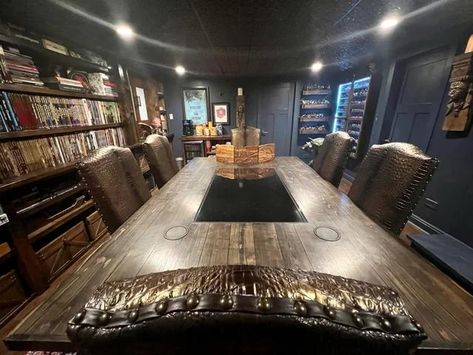 Dnd Room Ideas, Dungeons And Dragons Room, Tavern Decor, Englewood Colorado, Dnd Room, Dnd Table, Dungeon Room, Board Game Room, Games Room Inspiration