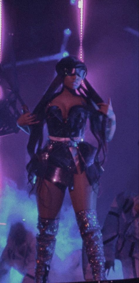 nicki minaj Nicki Minaj Tour, Nicki Minaj Concert, Nicki Minaj Photos, Nicki Minaj Pictures, Music Performance, Birthday Photoshoot, Nicki Minaj, Black Aesthetic, World Tour