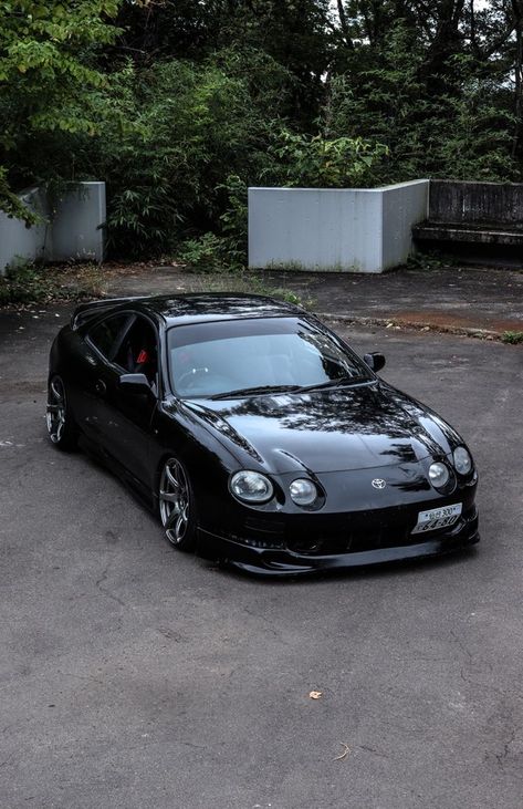 Toyota Race Car, Old Toyota Cars, Toyota Celica St202, Jdm Car Accessories, Cheap Sports Cars, Cars Old, Slammed Trucks, Cars Toyota, Luxury Auto