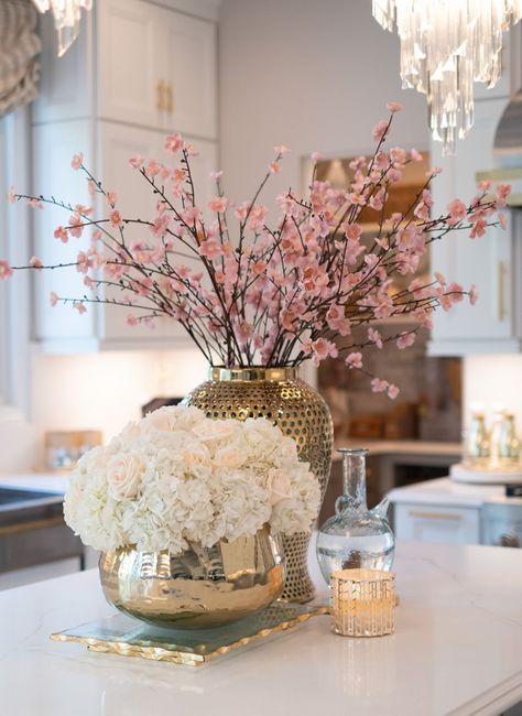 Gold Bowl, Dining Room Table Centerpieces, Kitchen Island Decor, Faux Floral Arrangement, Island Decor, Inspire Me Home Decor, Glam Decor, Deco Floral, Centerpiece Decorations