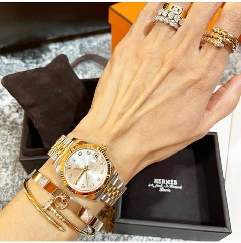 Stacked Bracelets With Watch, Watch And Bracelet Stack, Cartier Love Bangle, Jewelry Stacking, Fancy Watches, Jewelry Chanel, Vintage Watches Women, Luxe Jewelry, Gold Bride Jewelry