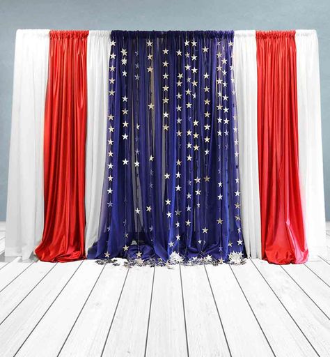 Navy Parade Float, American Decorations Party, 4th Of July Stage Decorations, Patriotic Backdrop Ideas, Patriotic Event Decor, 4th Of July Wedding Decorations, Usa Theme Party Decorations, Fourth Of July Photo Backdrop, Uso Themed Party Decorations